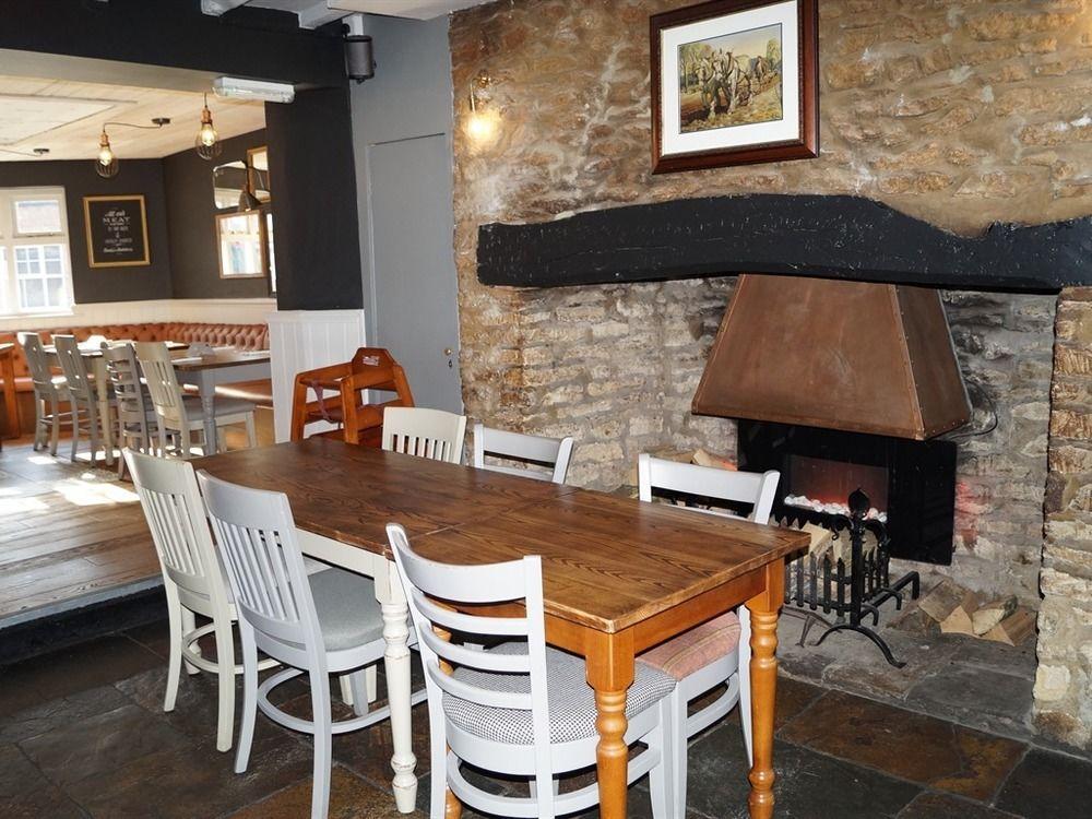 The Plough Bicester Kültér fotó